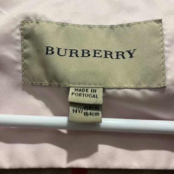 Girls Light Pink Burberry Quilted Jacket - Size 14 - Picture 5 of 11